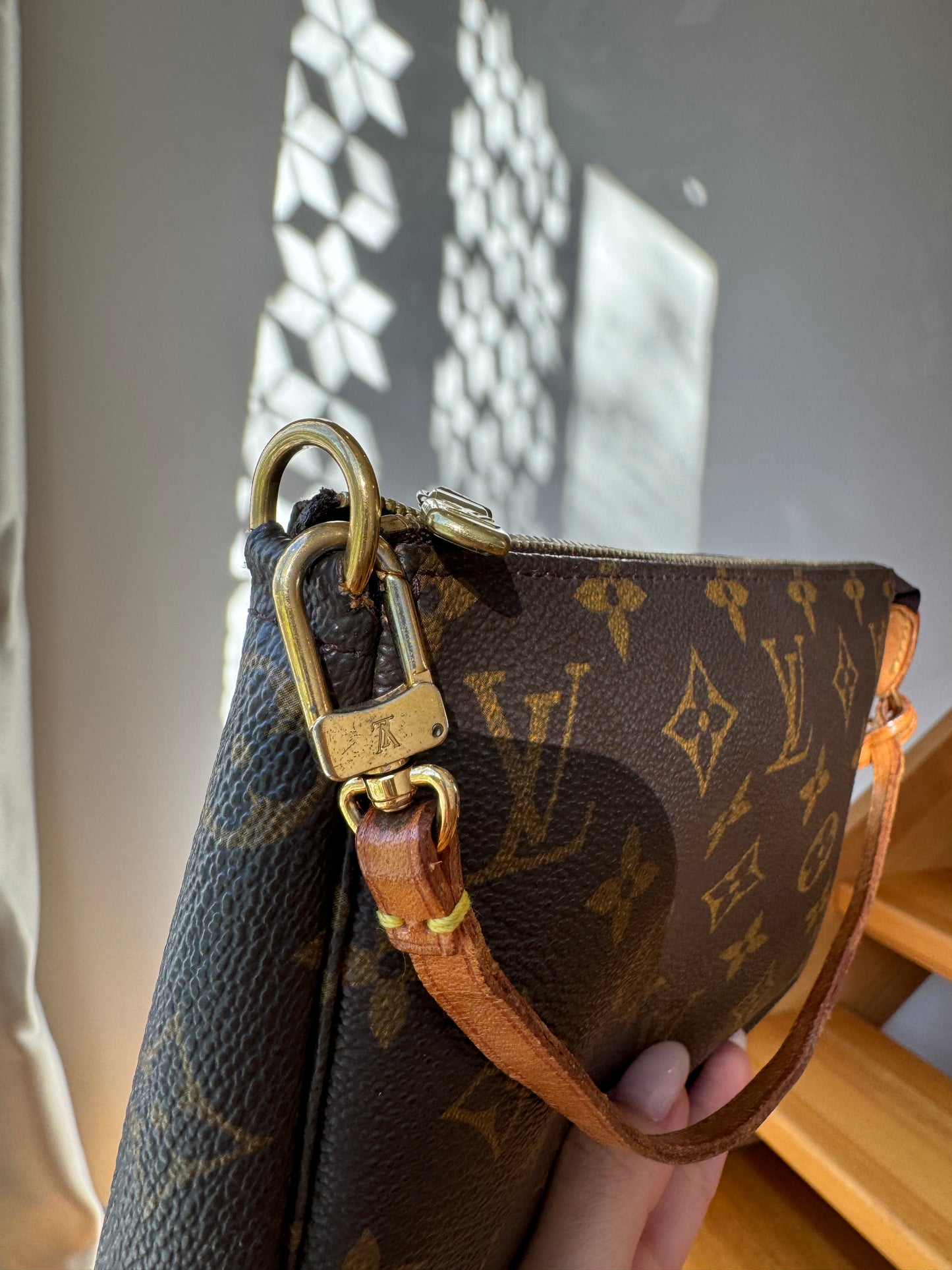 Louis Vuitton Monogram Pochette