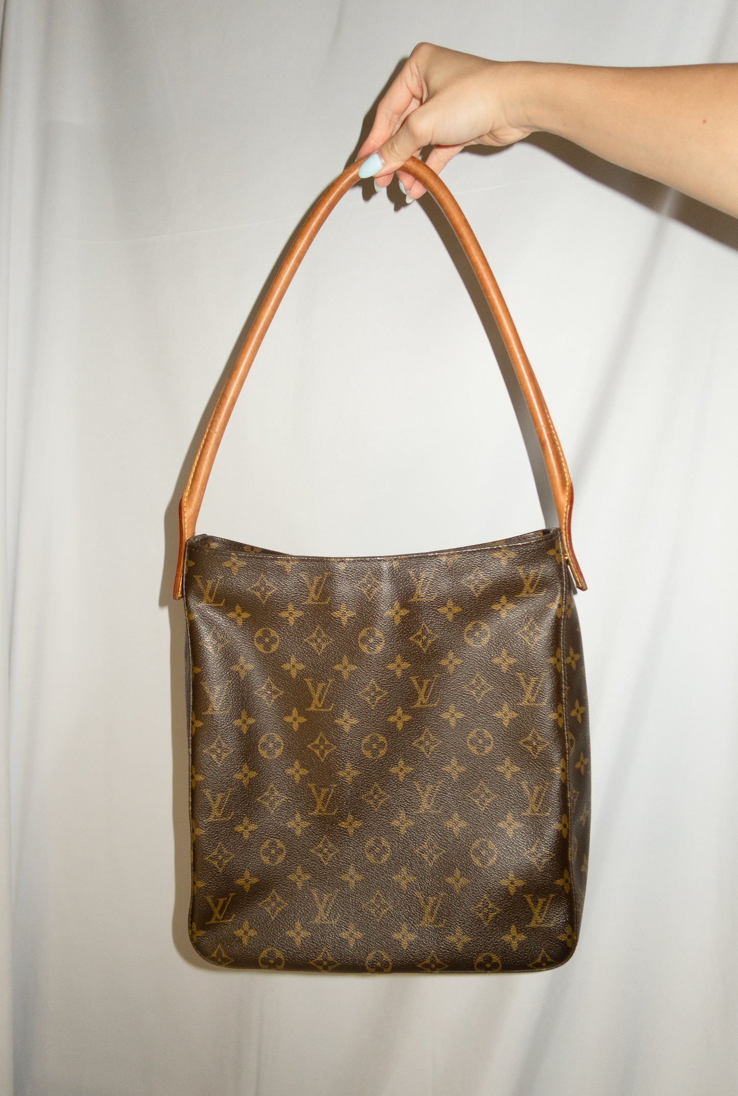 Louis Vuitton Looping GM Shoulder Bag