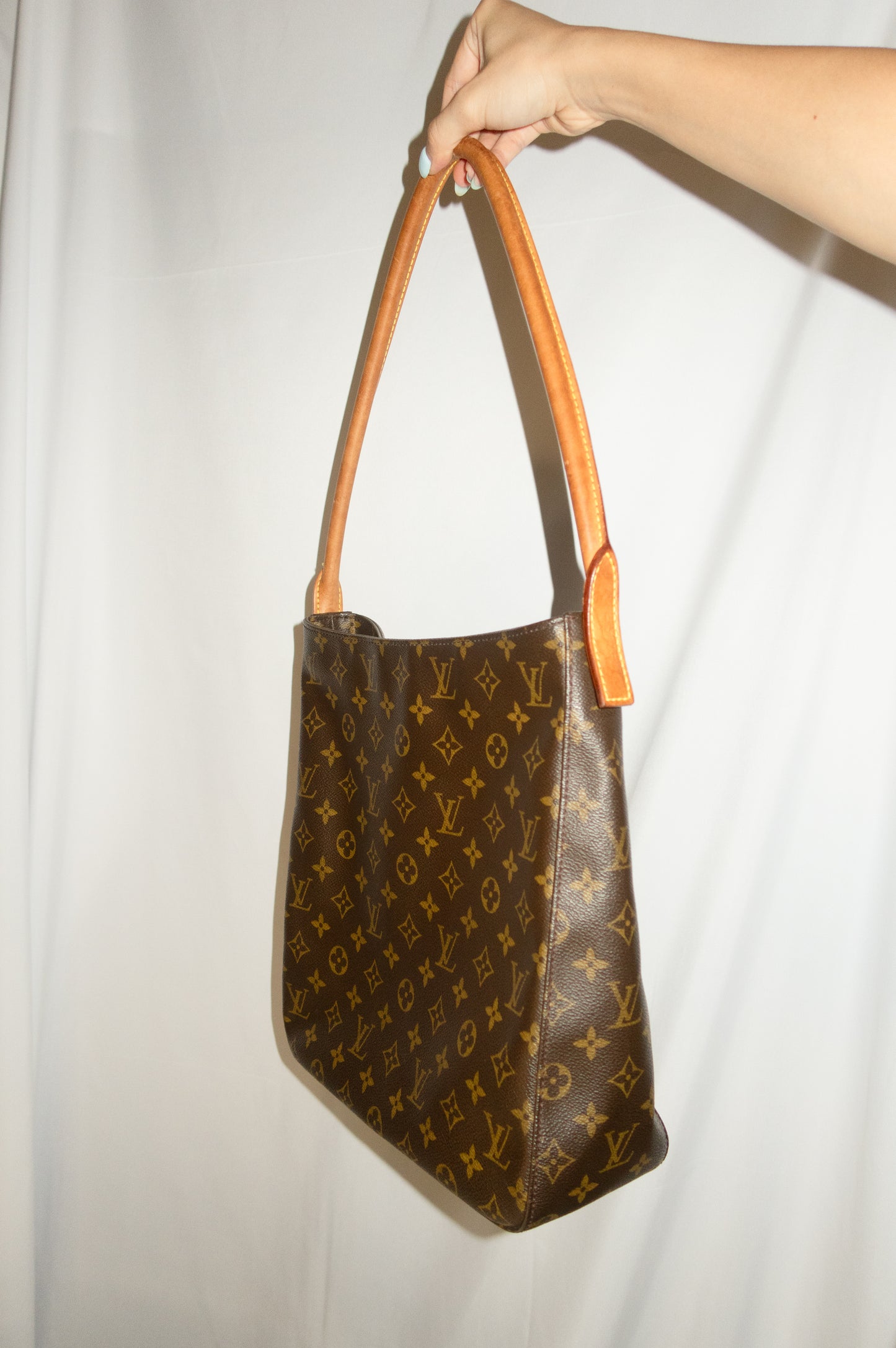 Louis Vuitton Looping GM Shoulder Bag