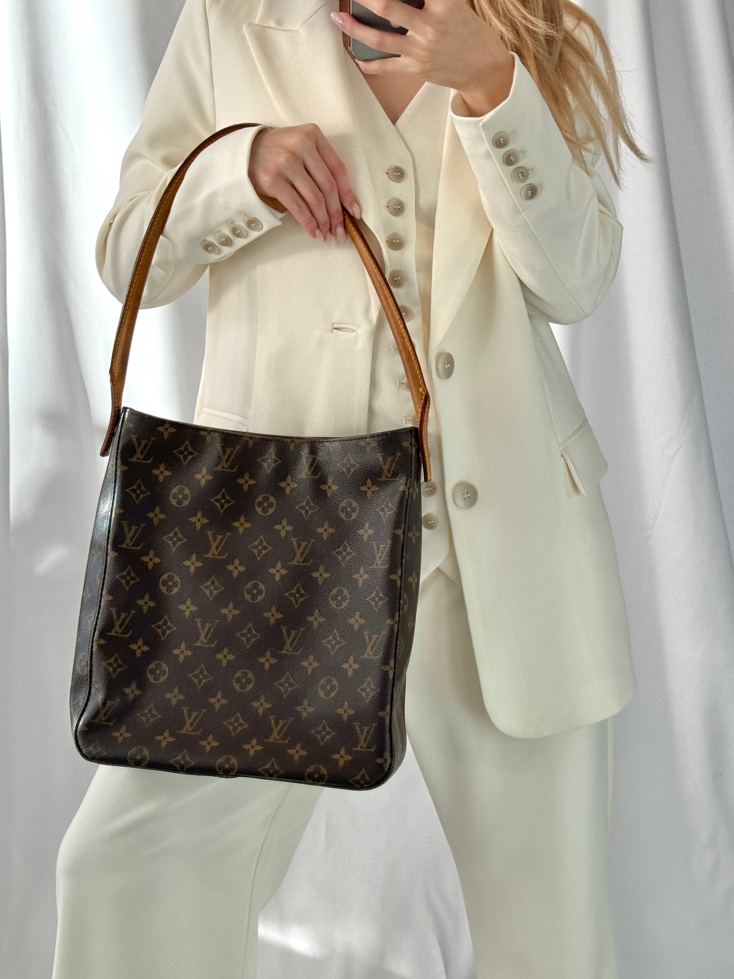 Louis Vuitton Looping GM Shoulder Bag