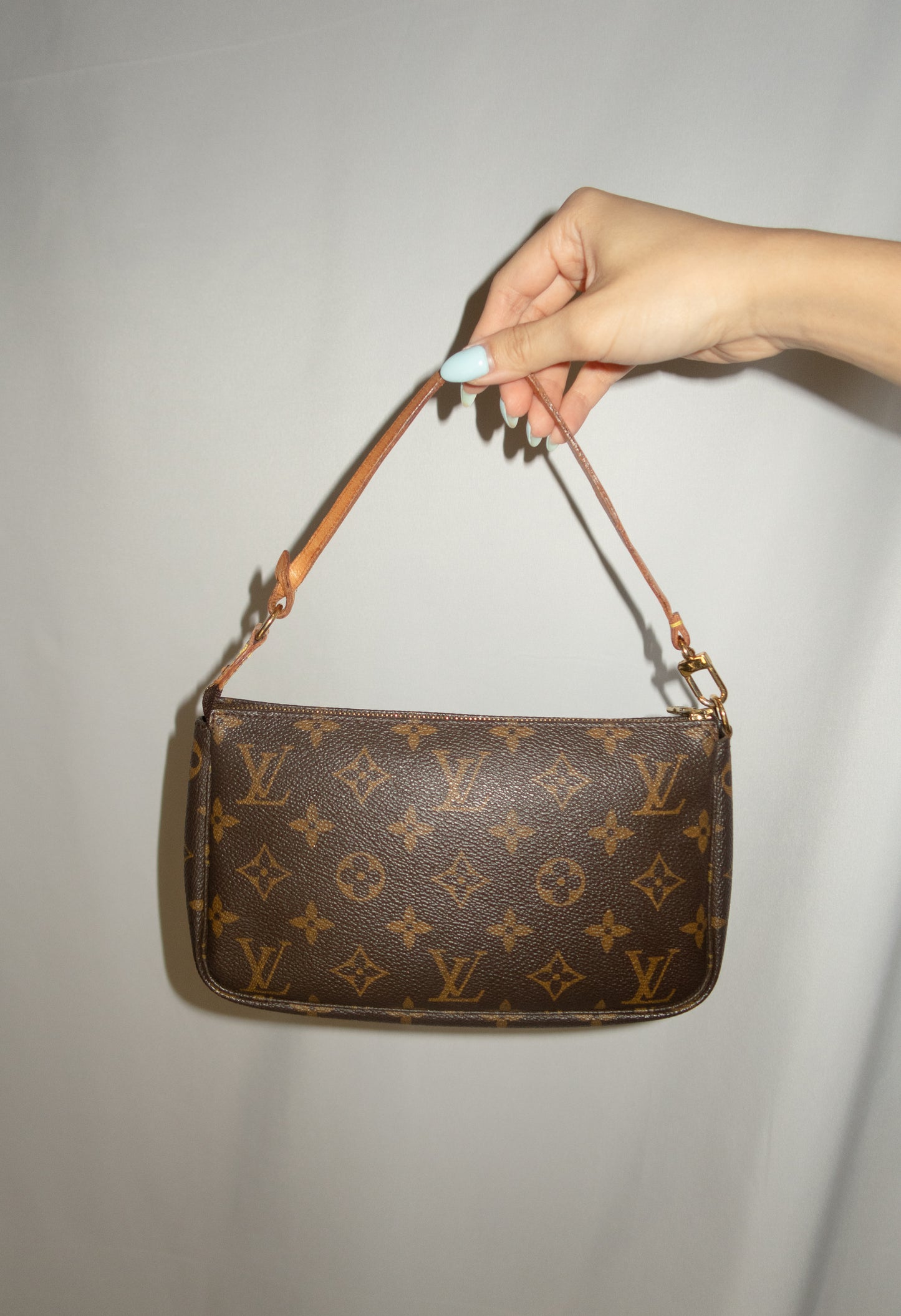 Louis Vuitton Monogram Pochette