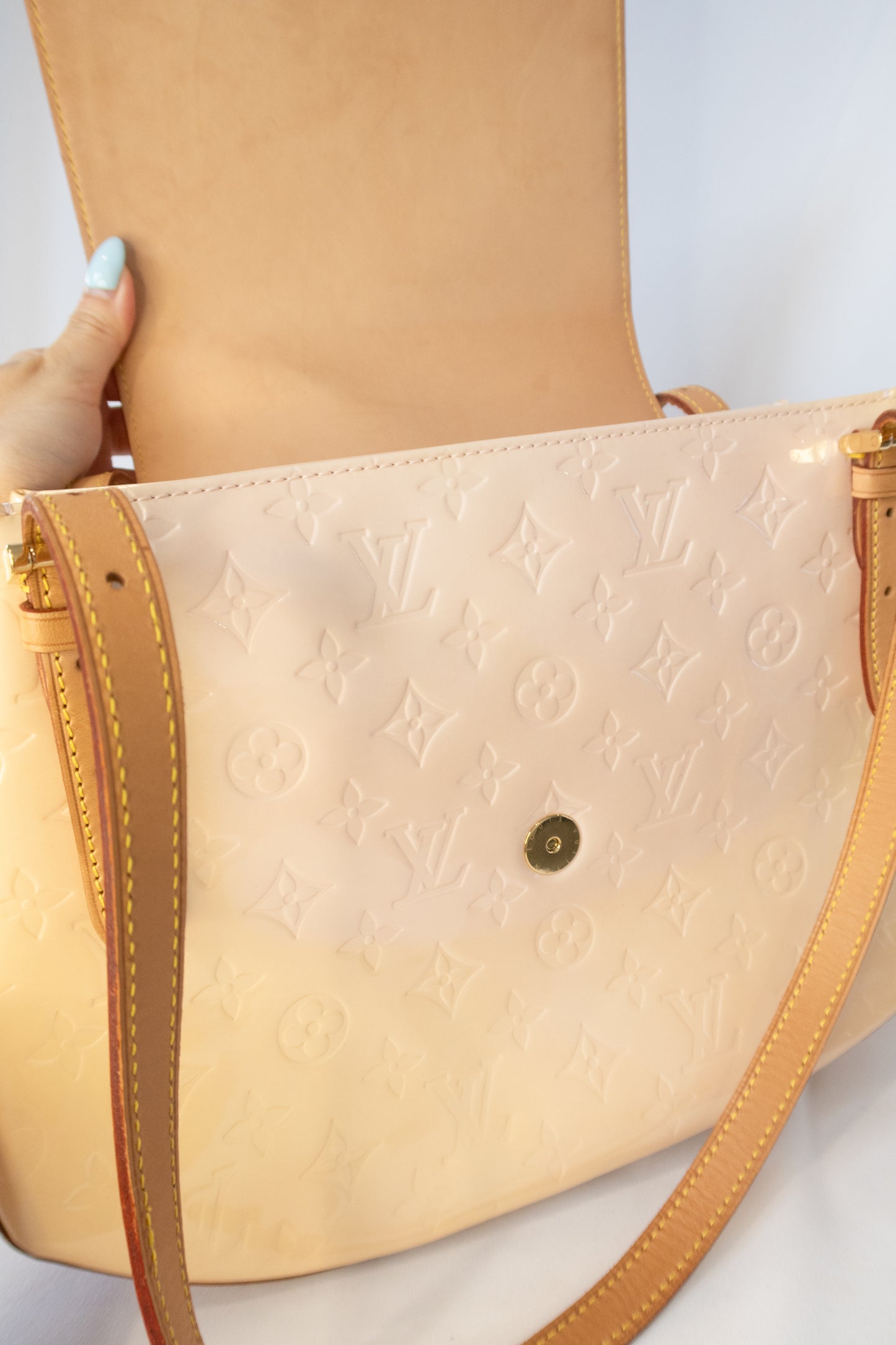 Louis Vuitton Vernis Biscayne Bay Shoulder Bag