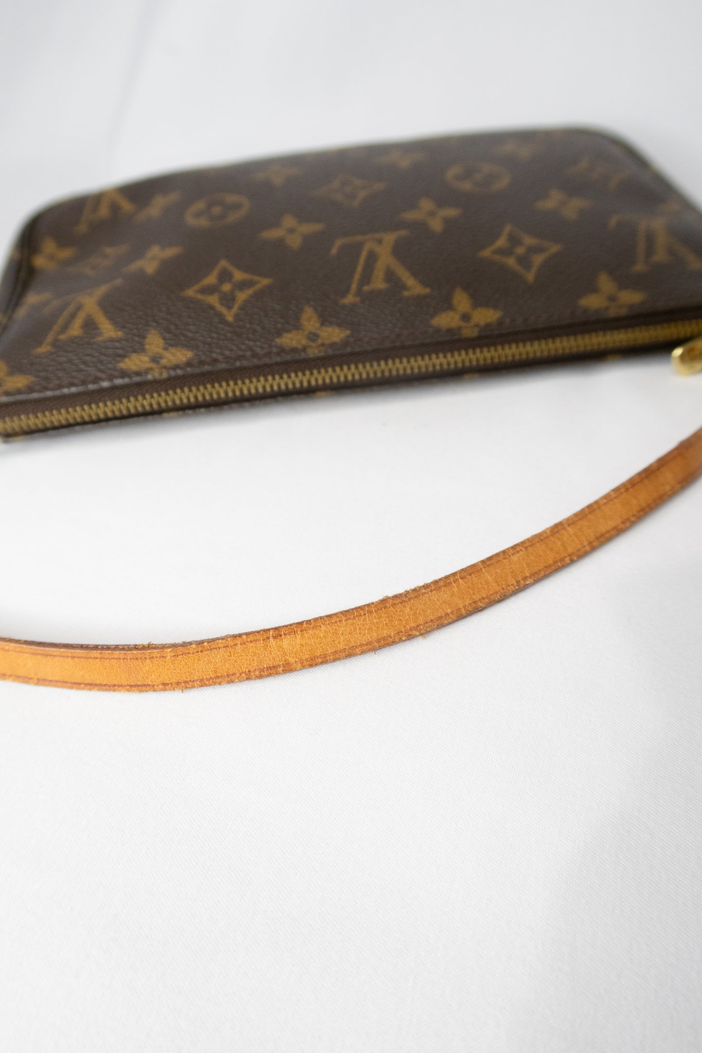 Louis Vuitton Monogram Pochette