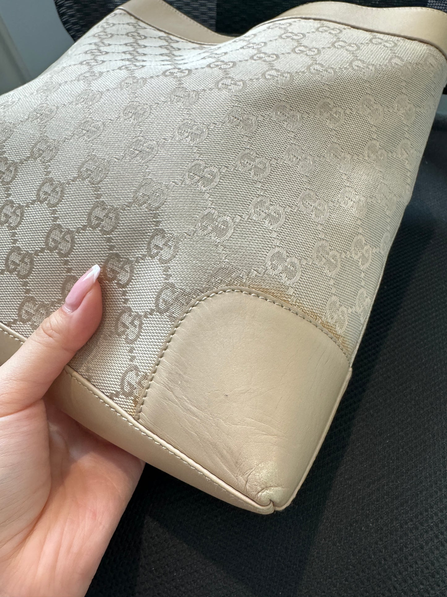 Gucci One Shoulder Canvas Tote
