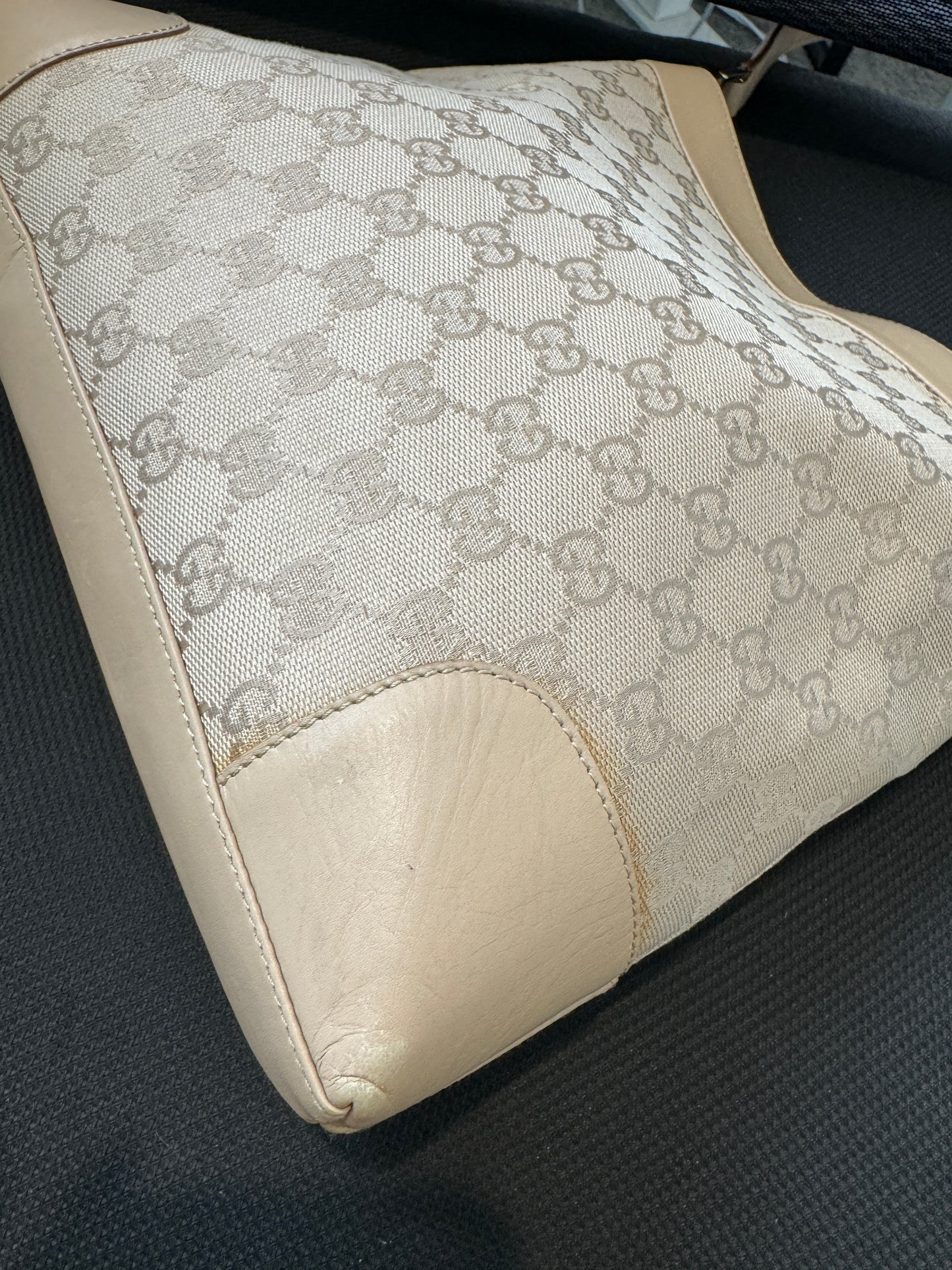 Gucci One Shoulder Canvas Tote