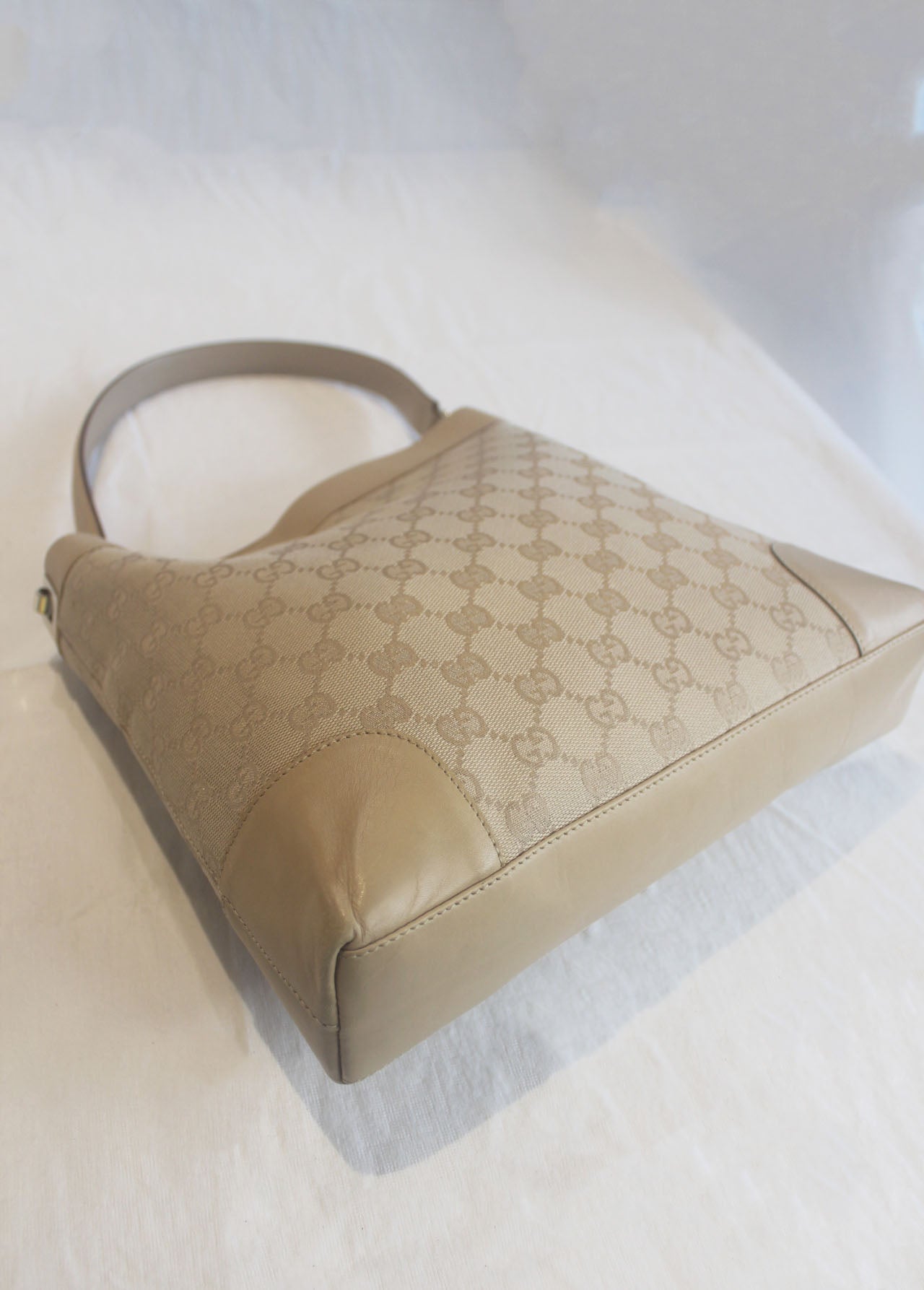 Gucci One Shoulder Canvas Tote