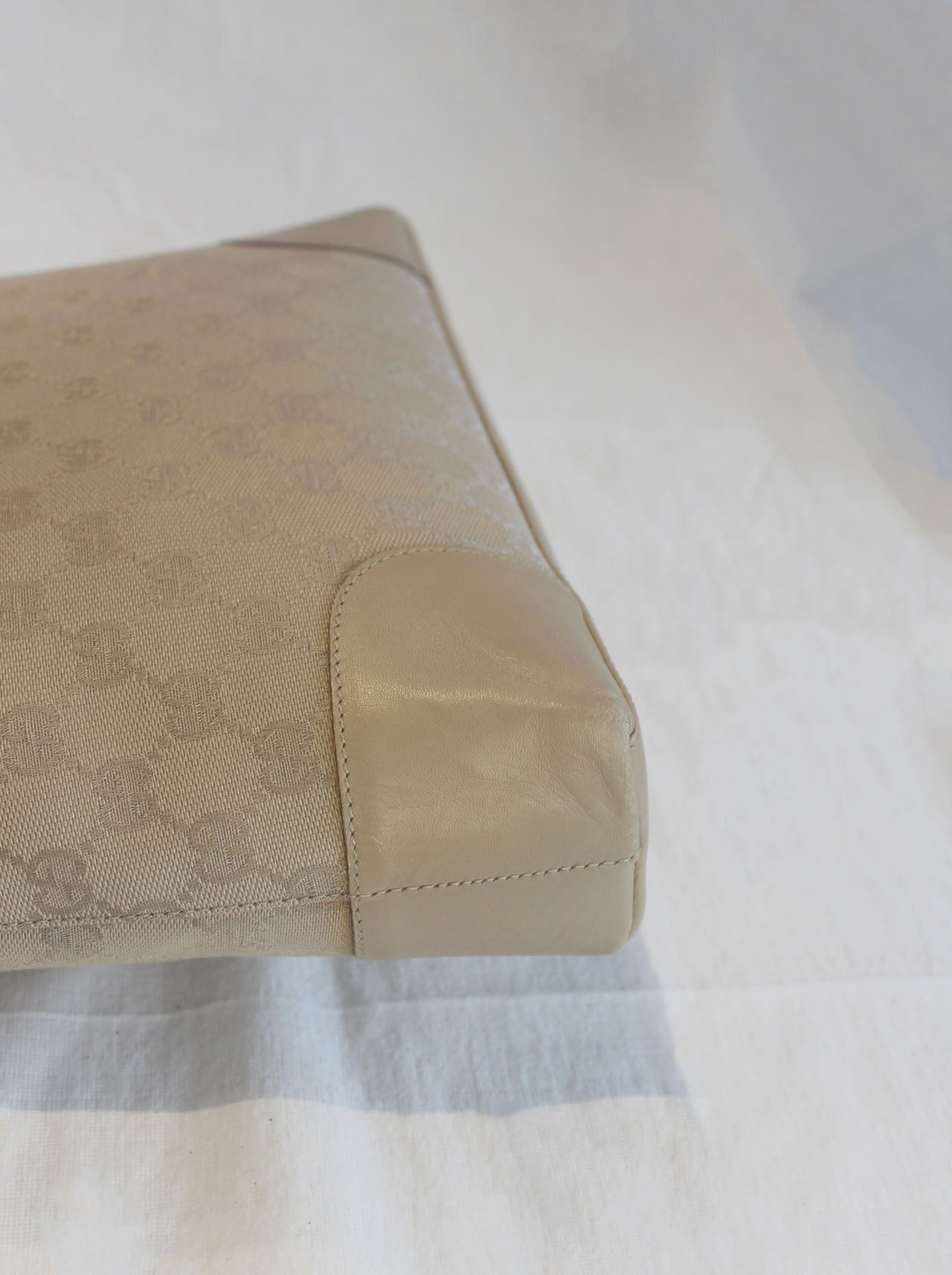 Gucci One Shoulder Canvas Tote