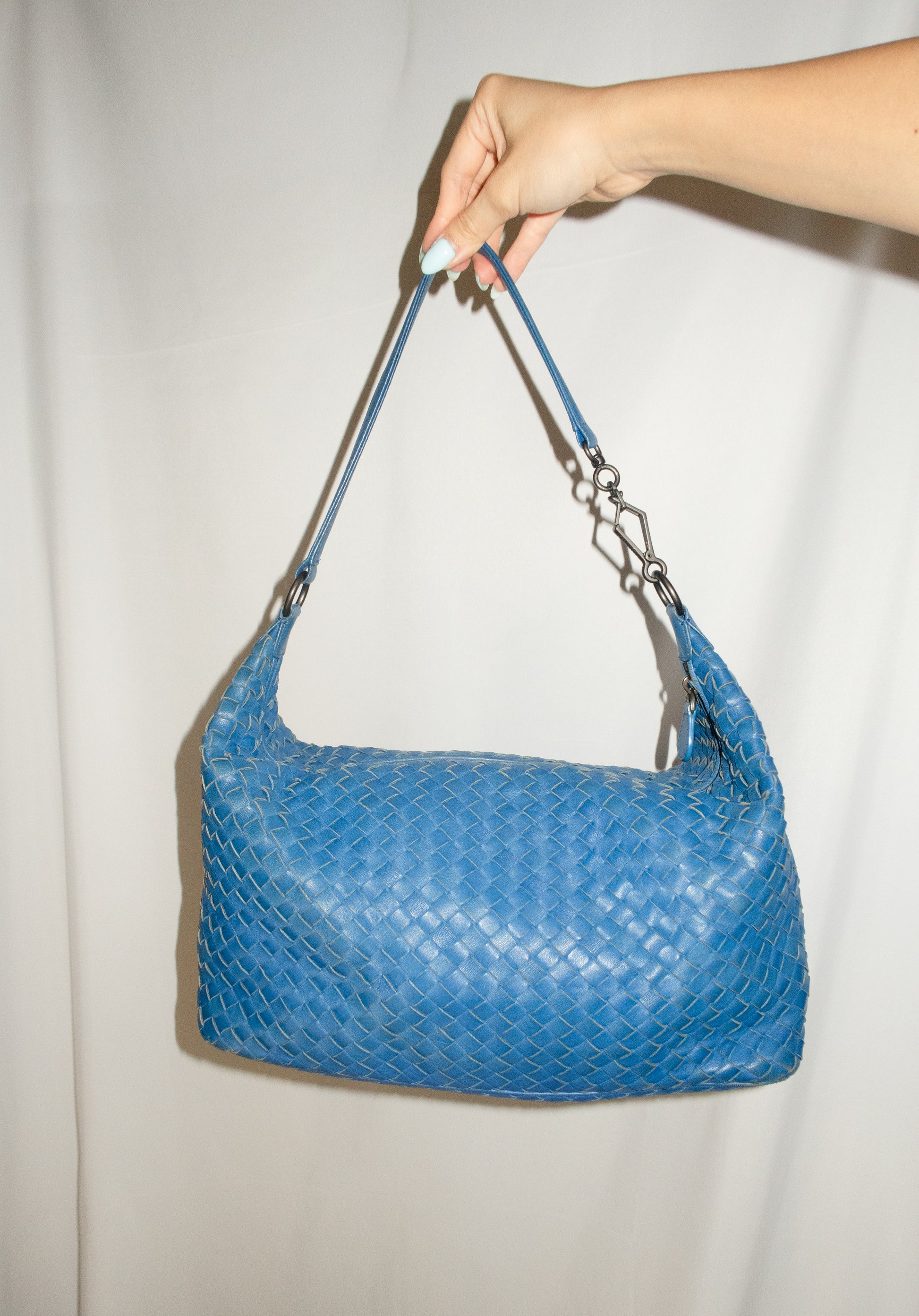 Bottega Veneta Blue Intrecciato Zip Hobo Shoulder Bag