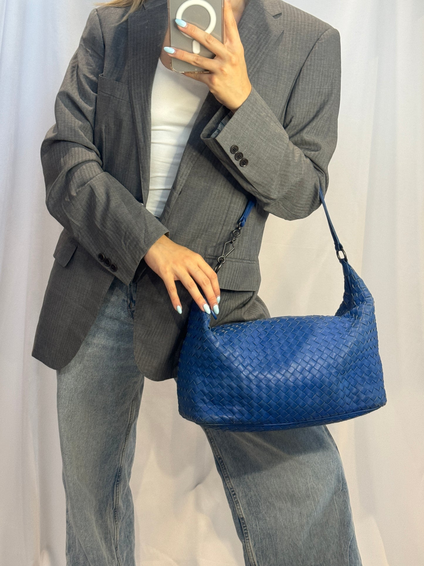 Bottega Veneta Blue Intrecciato Zip Hobo Shoulder Bag