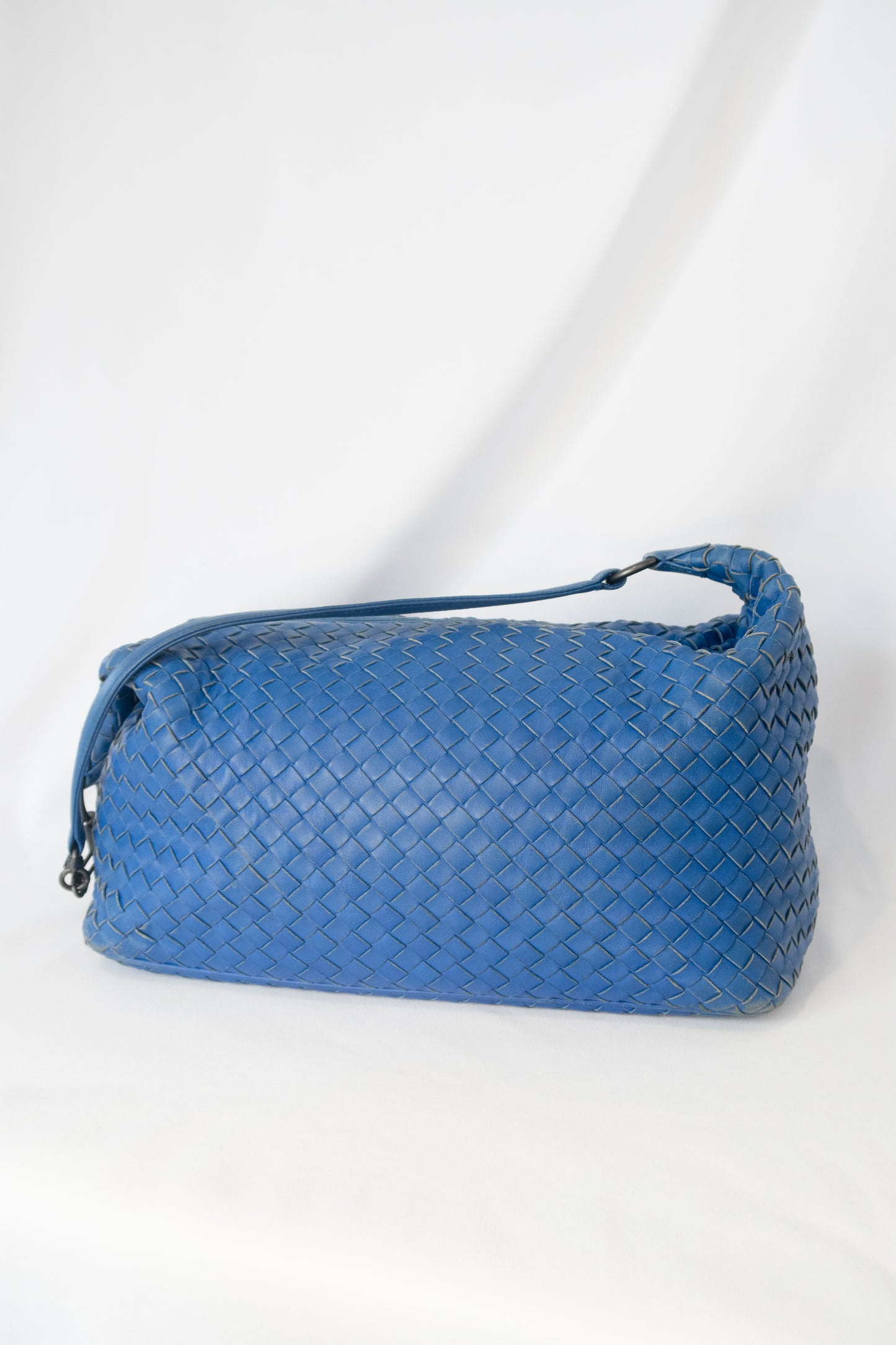 Bottega Veneta Blue Intrecciato Zip Hobo Shoulder Bag