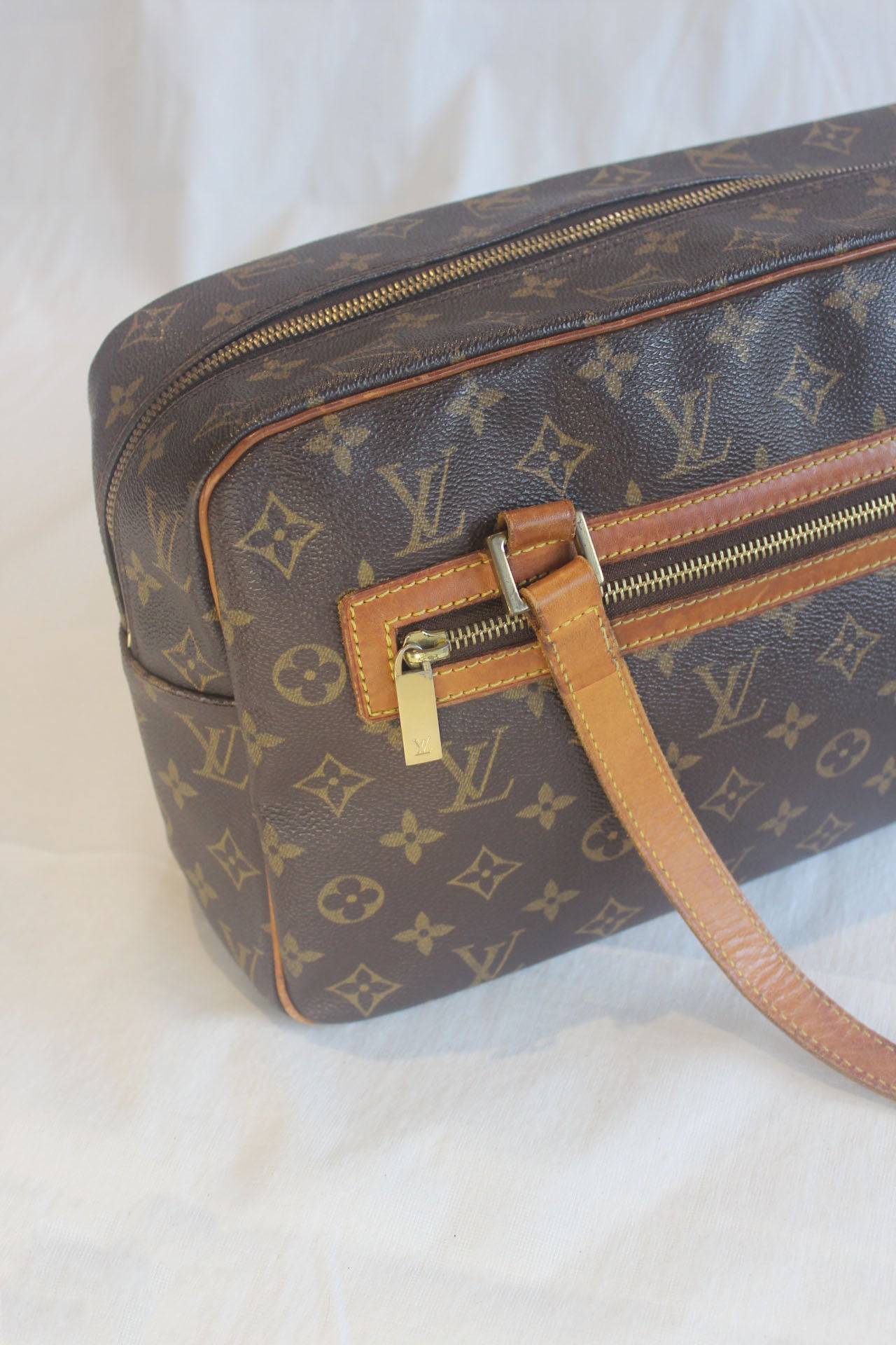 Louis Vuitton Monogram Cite GM Shoulder Bag