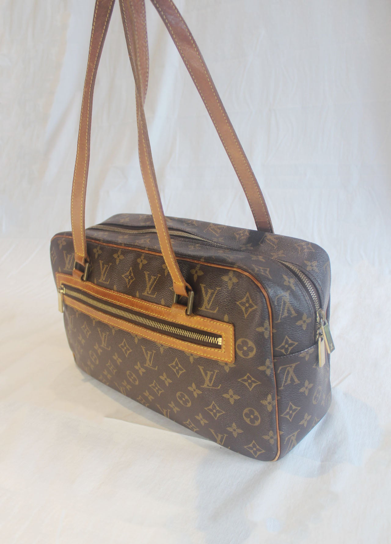 Louis Vuitton Monogram Cite GM Shoulder Bag