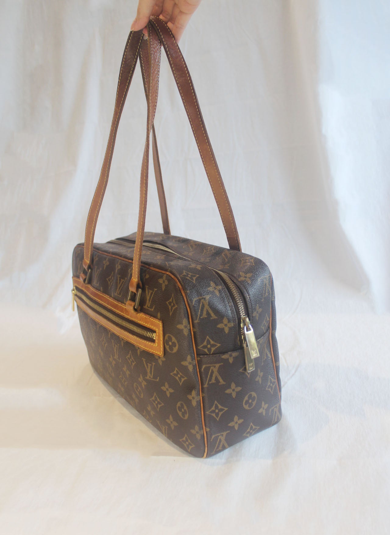 Louis Vuitton Monogram Cite GM Shoulder Bag