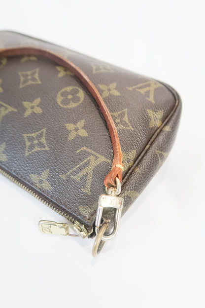 Louis Vuitton Monogram Pochette