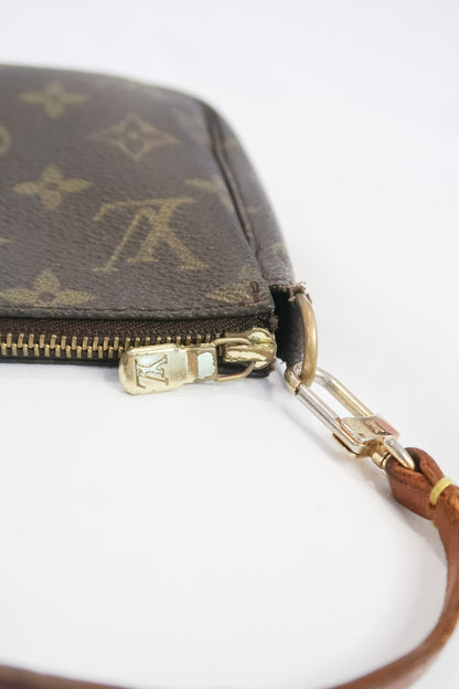 Louis Vuitton Monogram Pochette